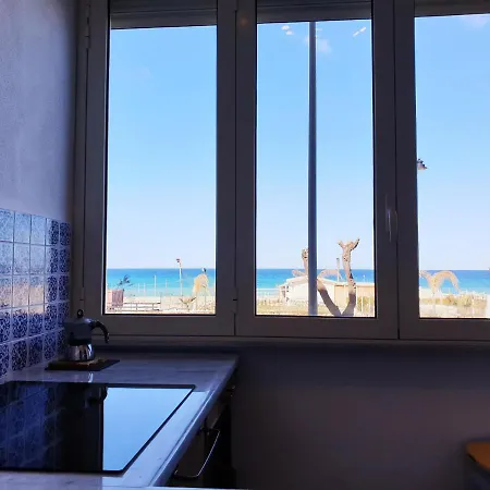 Ferienwohnung Fronte Mare A Venetico Exterior foto